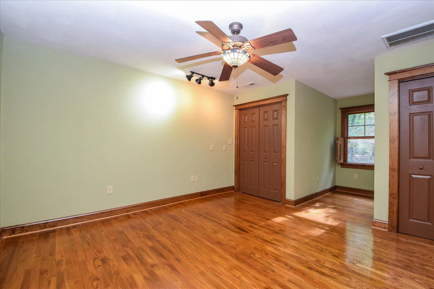 1020 Overlook PKWY - Photo 27