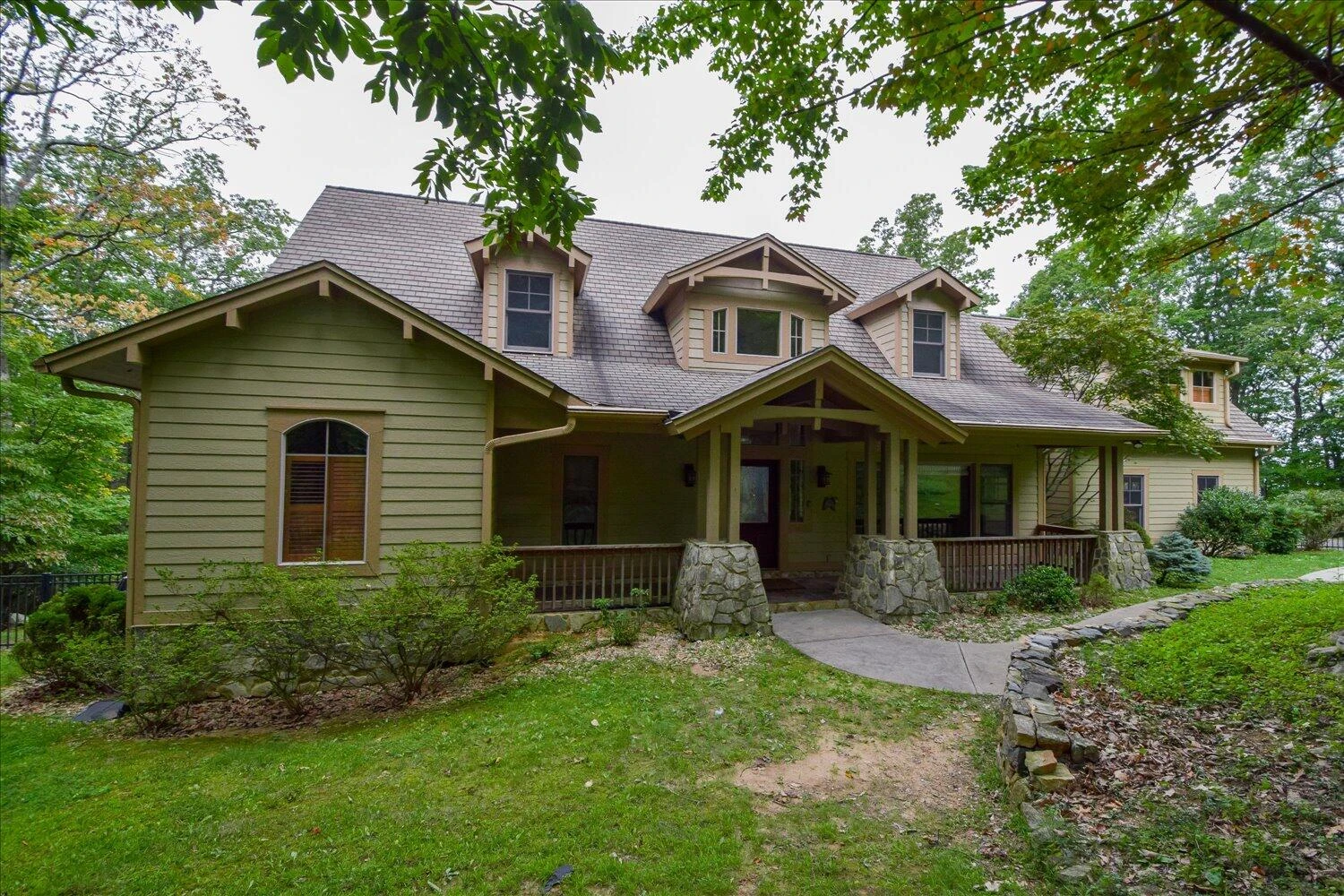 1020 Overlook PKWY - Photo 46