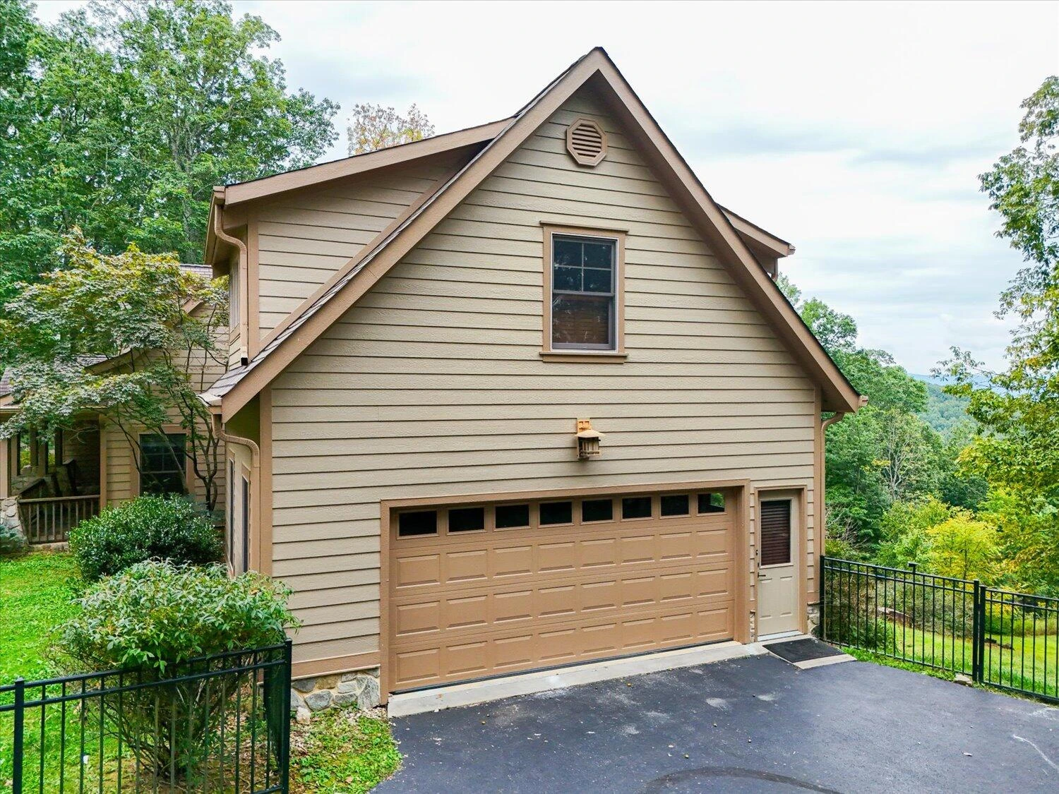 1020 Overlook PKWY - Photo 47