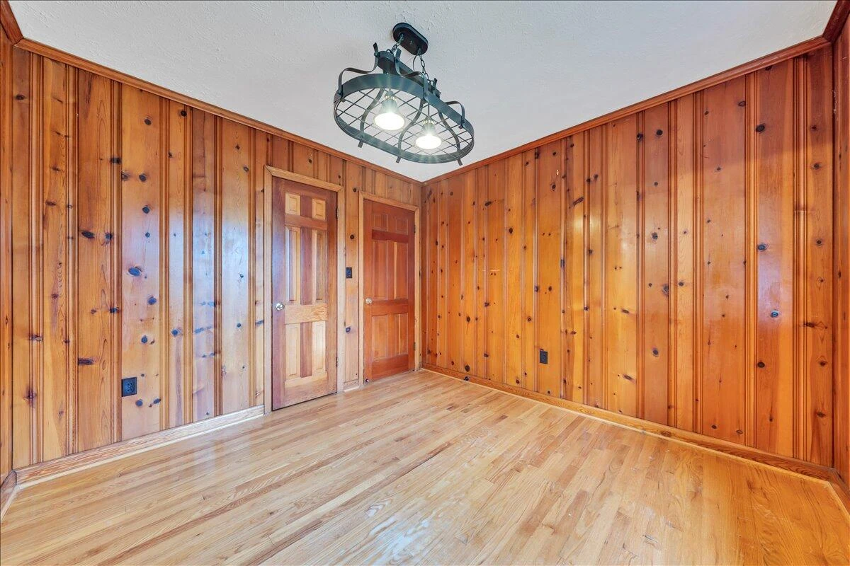 3000 Roundelay RD - Photo 22