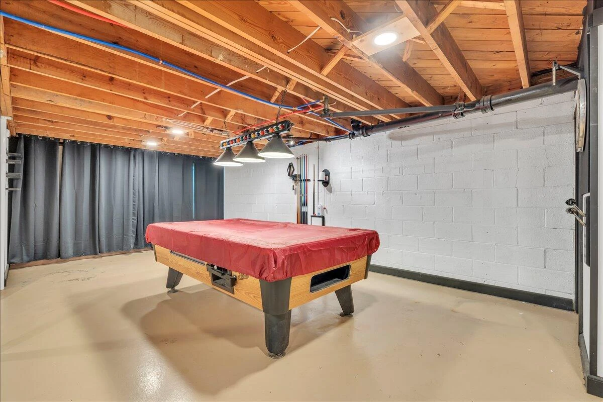 3000 Roundelay RD - Photo 32