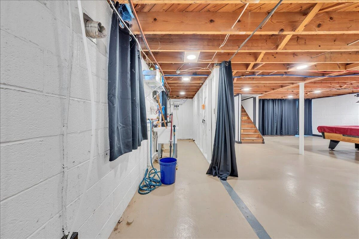 3000 Roundelay RD - Photo 34