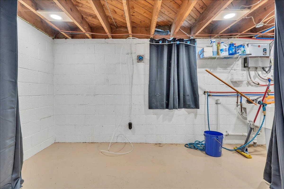 3000 Roundelay RD - Photo 35