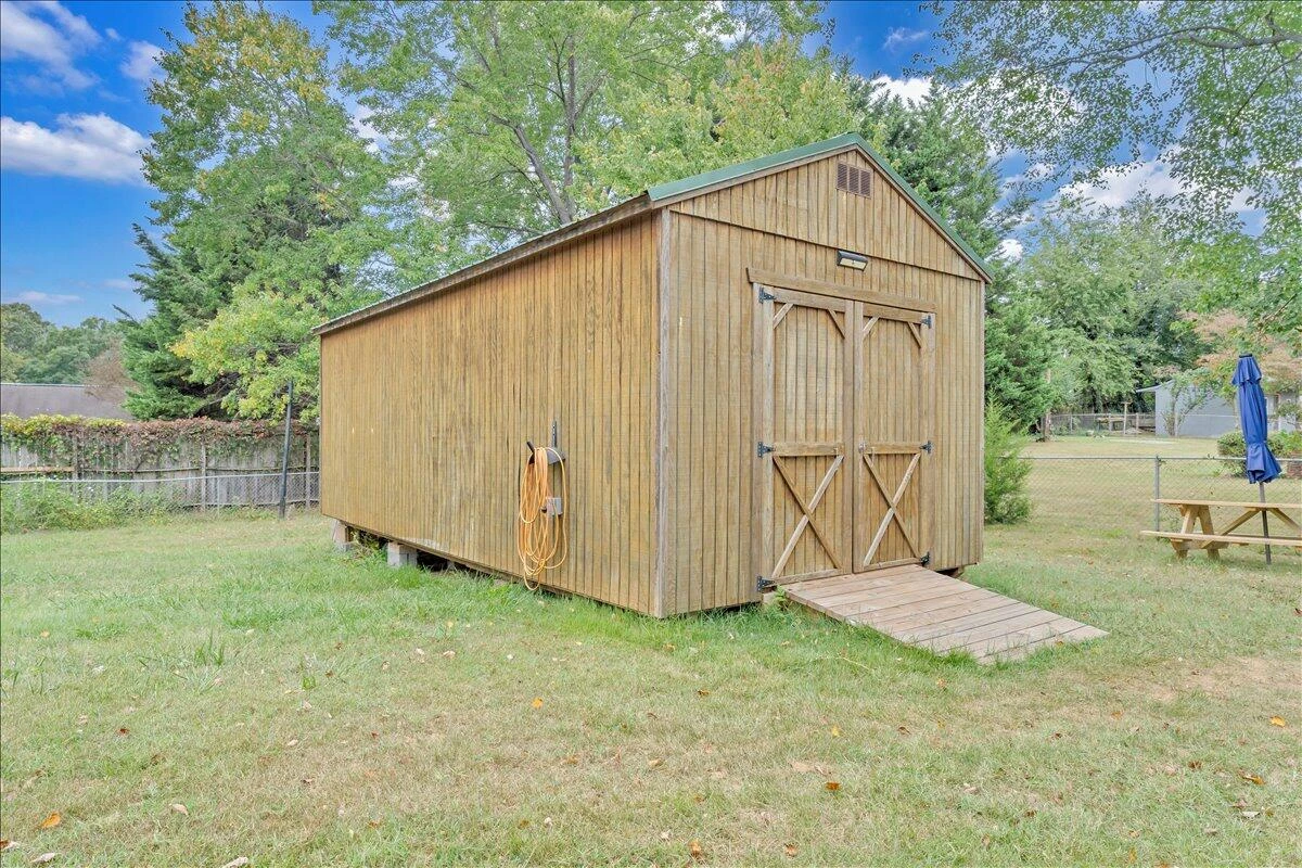 3000 Roundelay RD - Photo 45