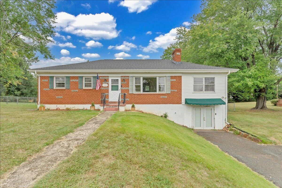 3000 Roundelay RD - Photo 47