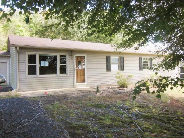 1661 MOUNT VIEW RD