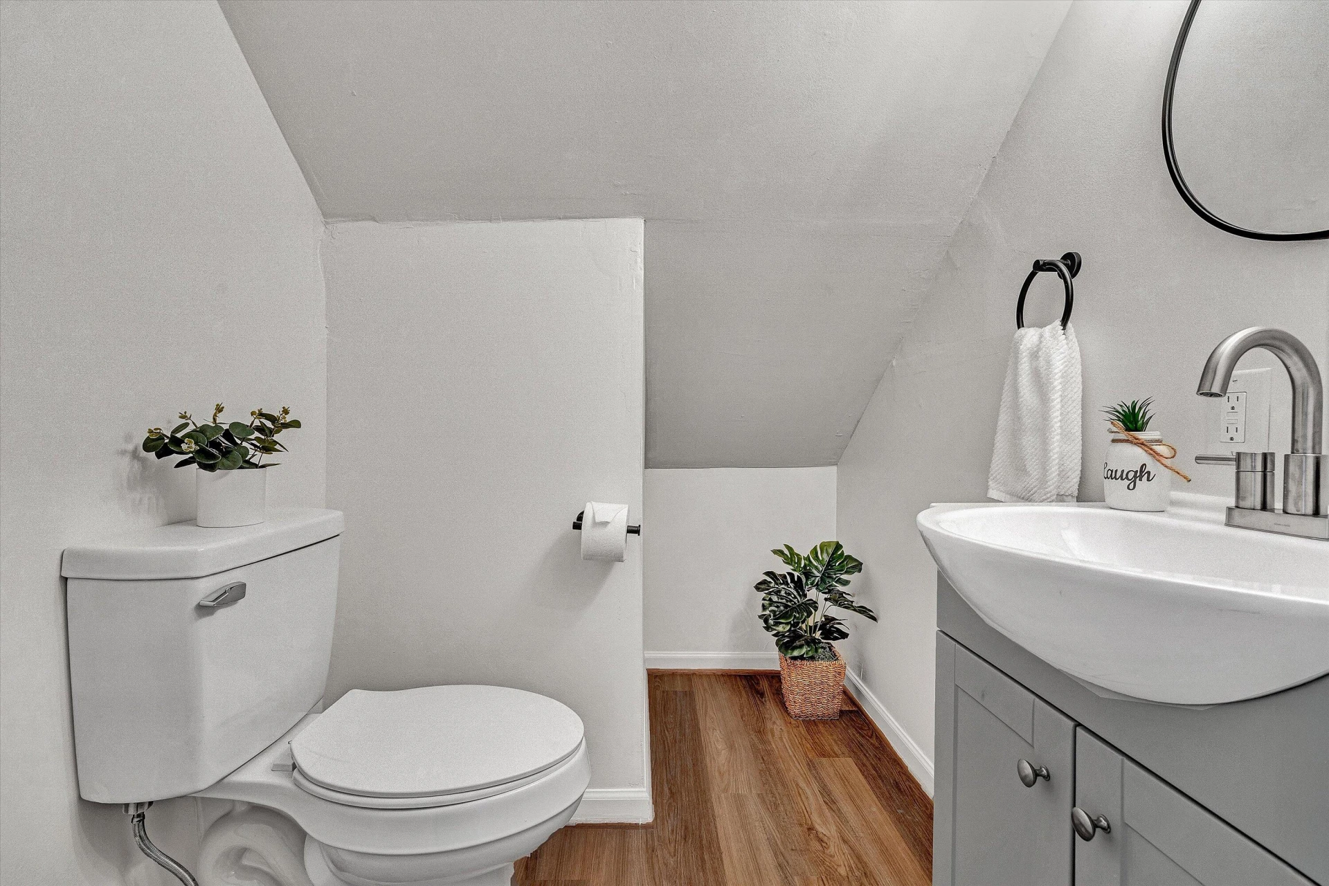 2508 Churchill DR NW - Photo 22