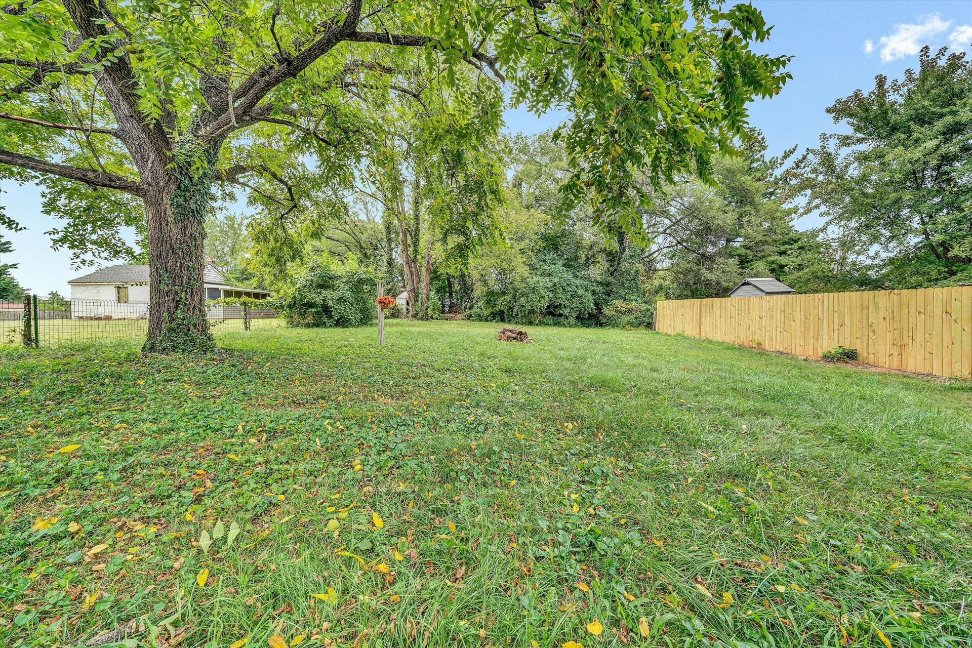 2508 Churchill DR NW - Photo 23