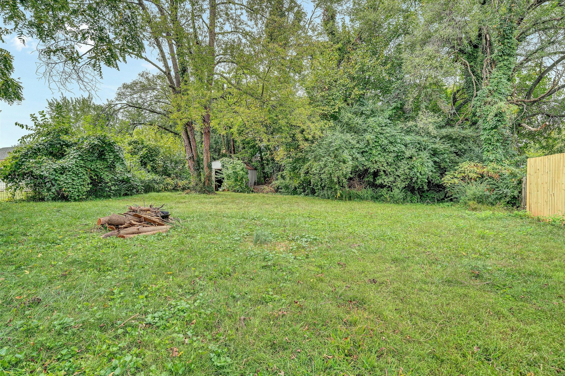 2508 Churchill DR NW - Photo 24