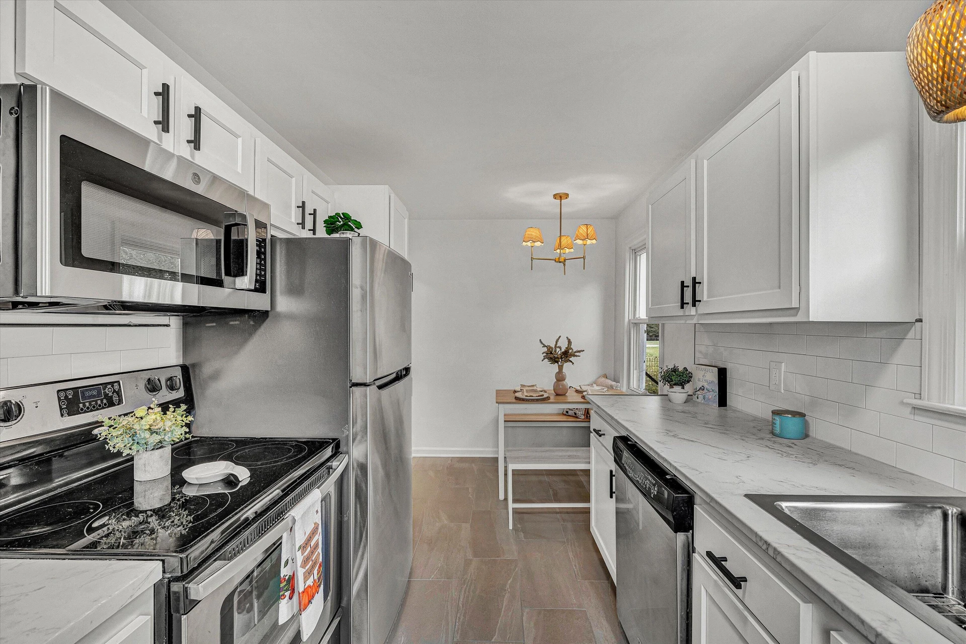 2508 Churchill DR NW - Photo 8