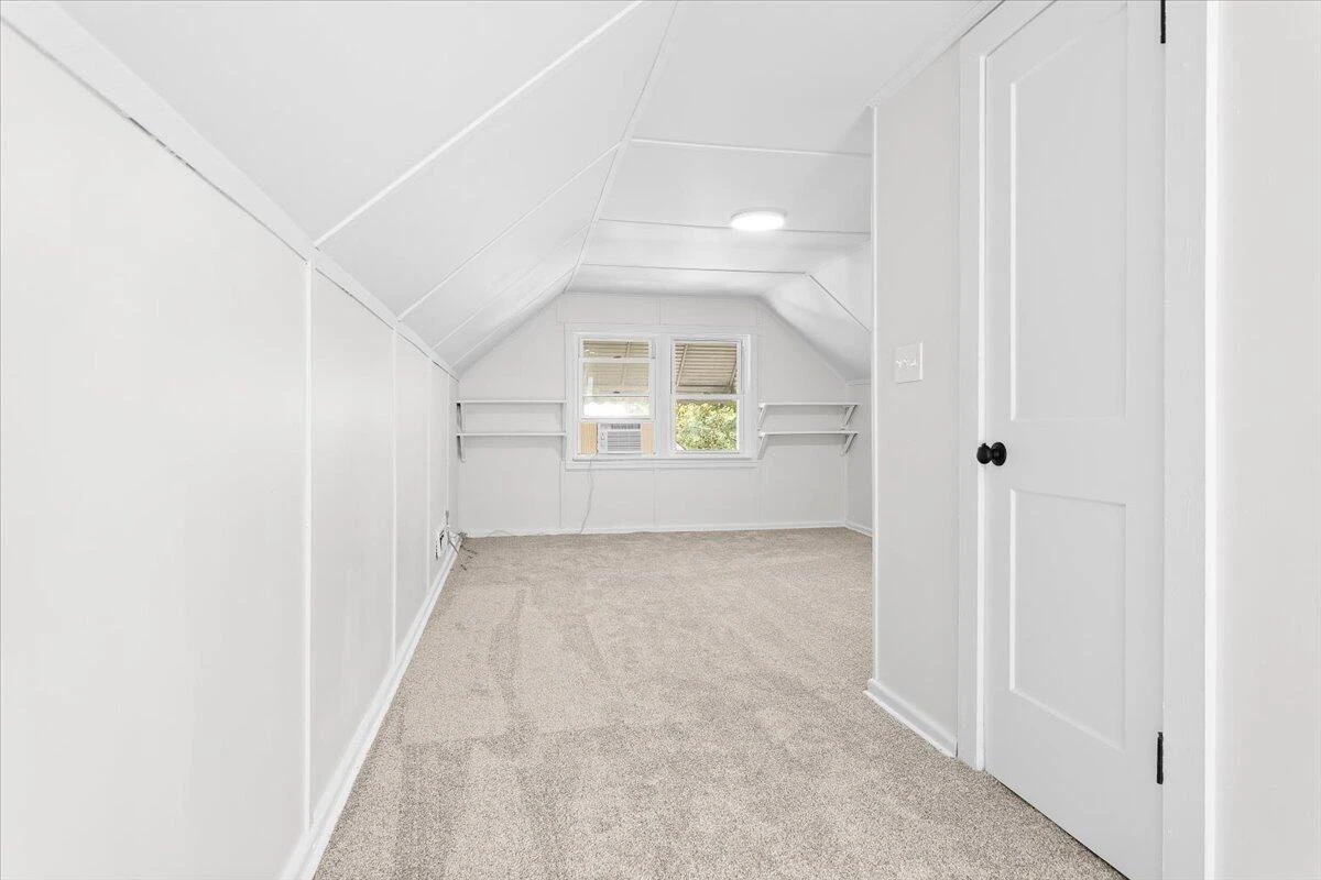 2622 Edgewood ST SW - Photo 25