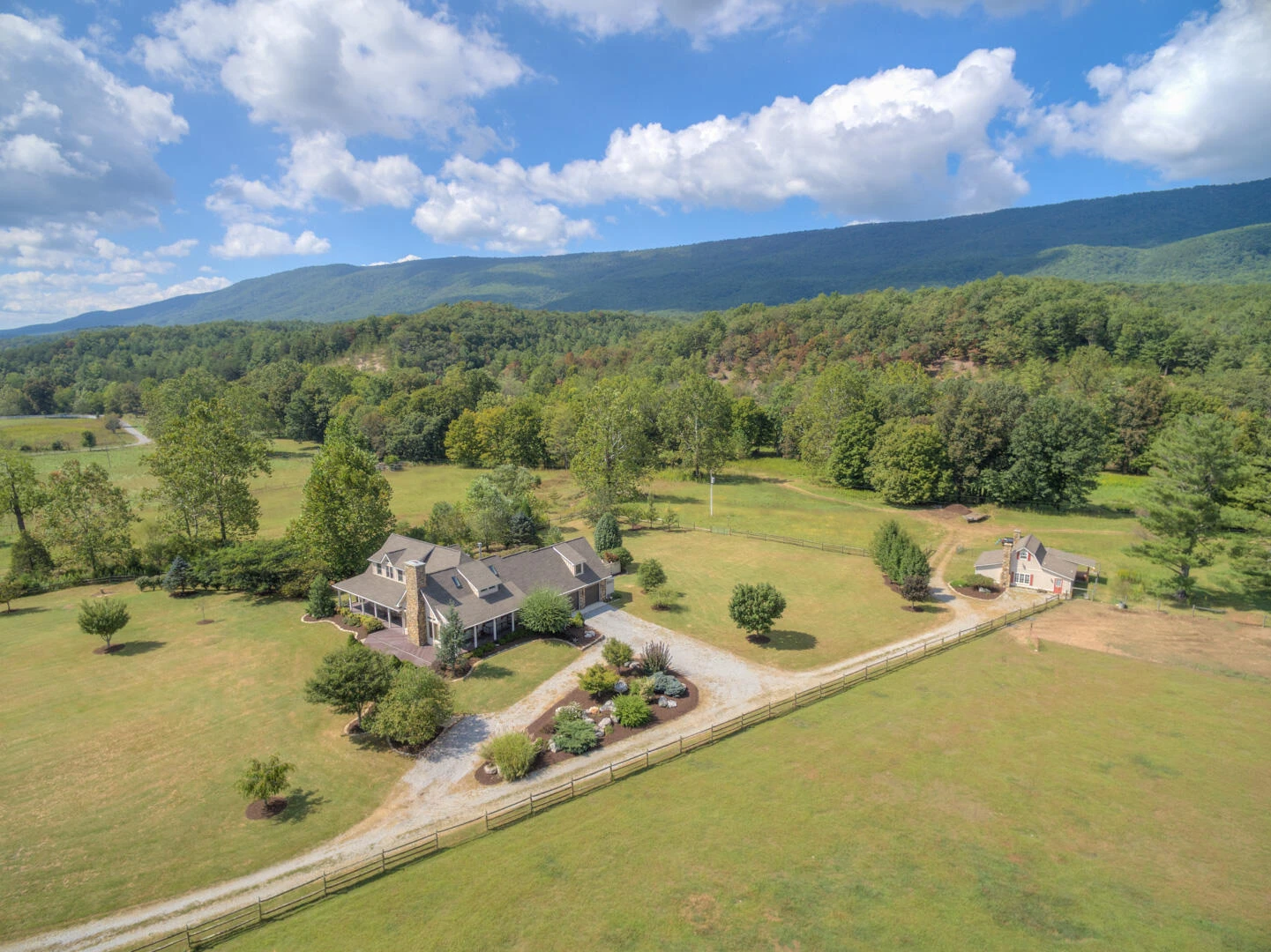 7083 Foxfire RD - Photo 132