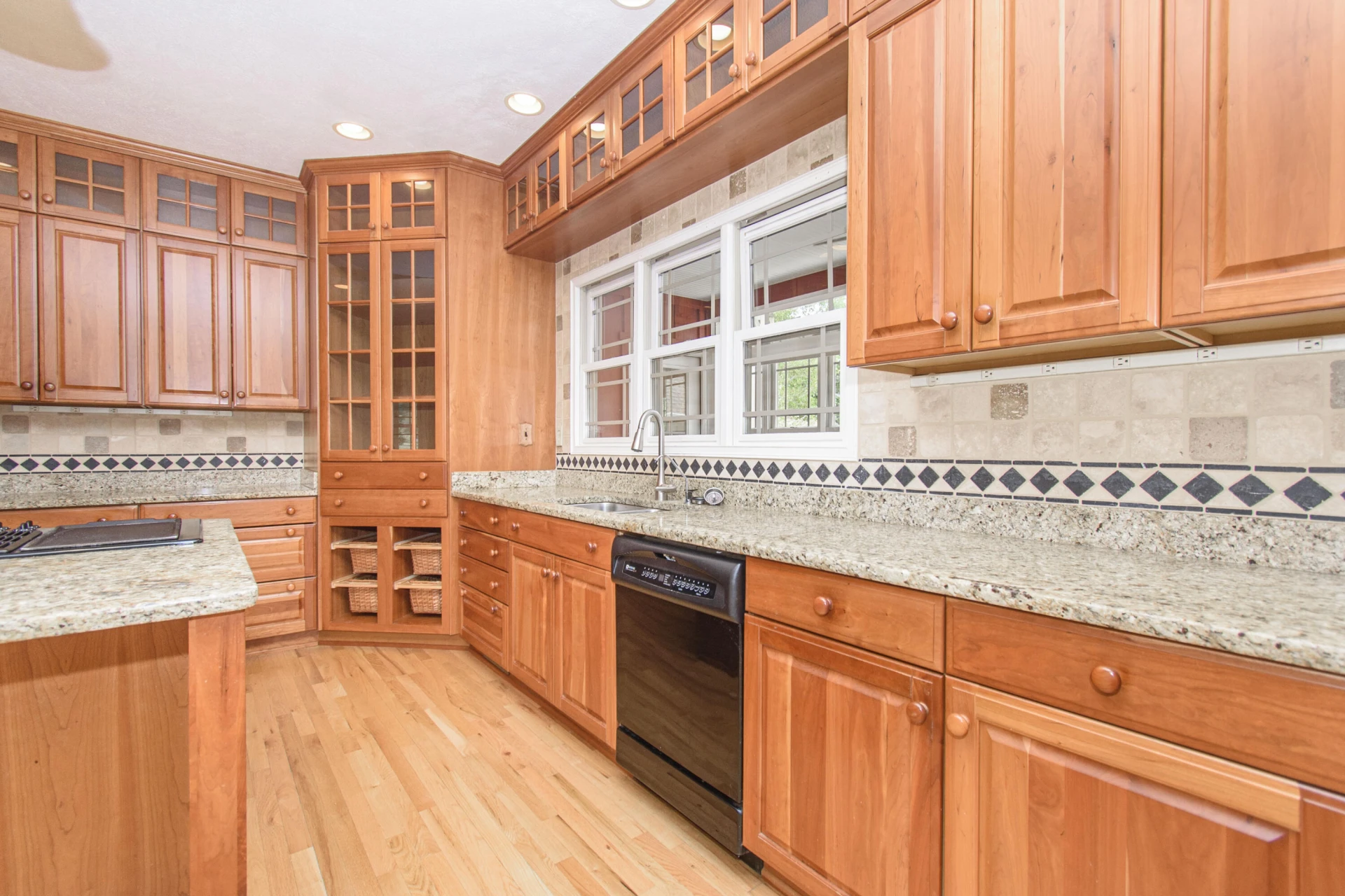 7083 Foxfire RD - Photo 17