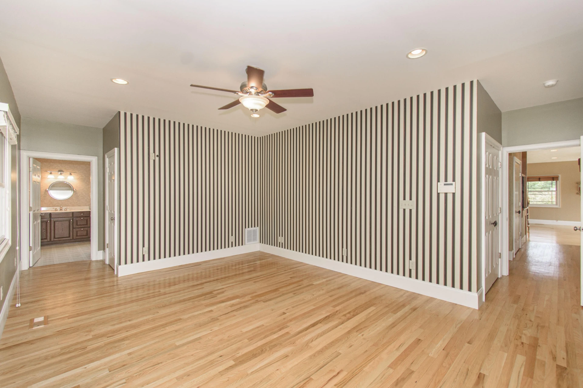 7083 Foxfire RD - Photo 19