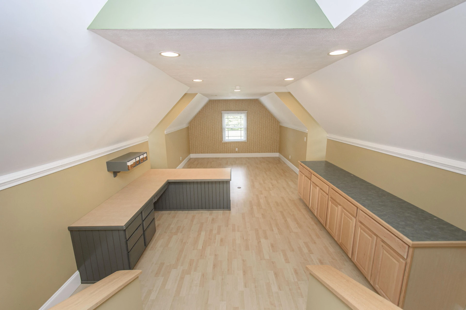 7083 Foxfire RD - Photo 29