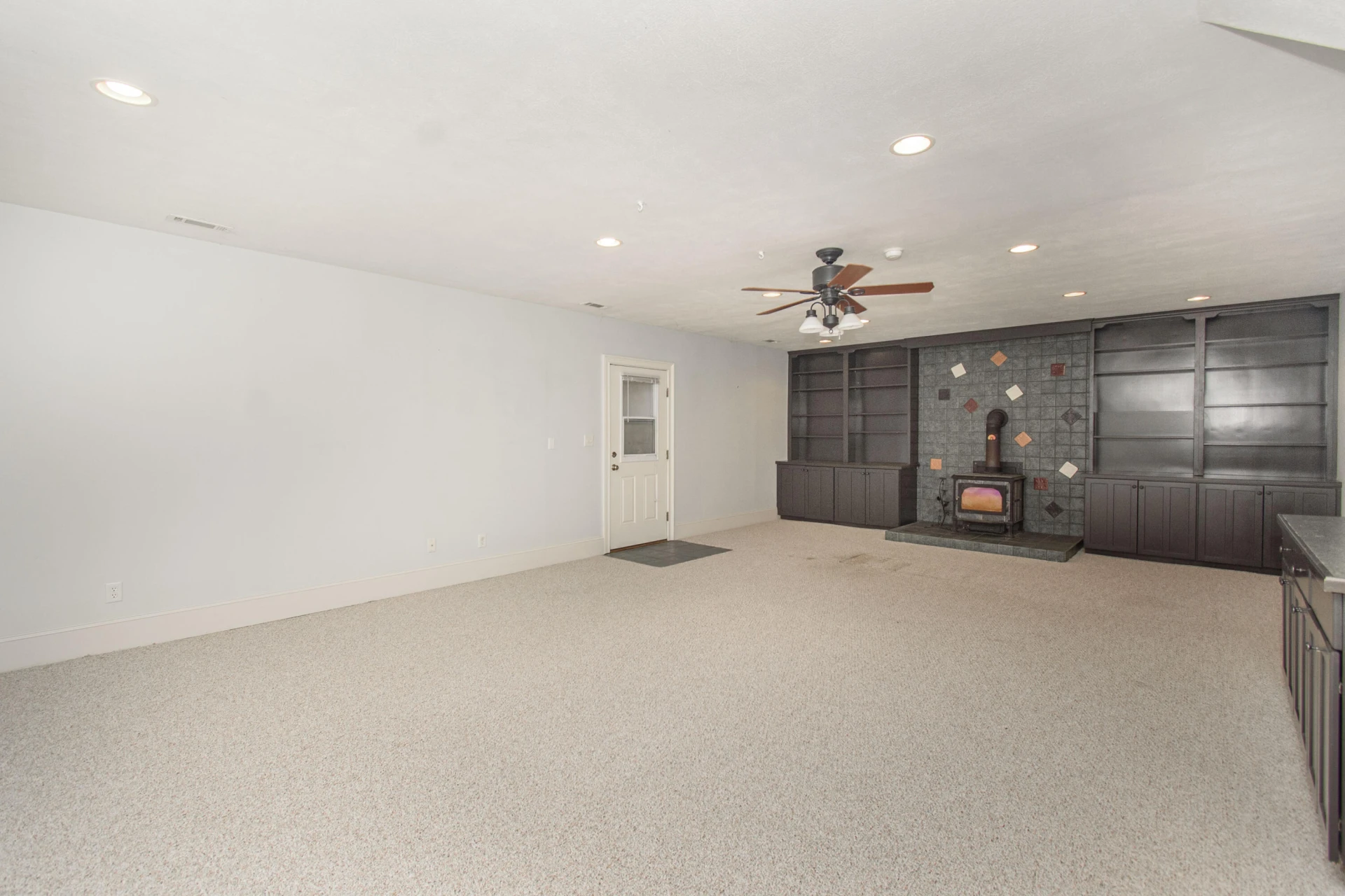 7083 Foxfire RD - Photo 45