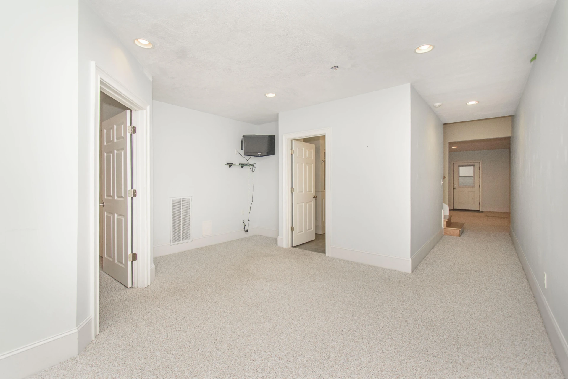 7083 Foxfire RD - Photo 50