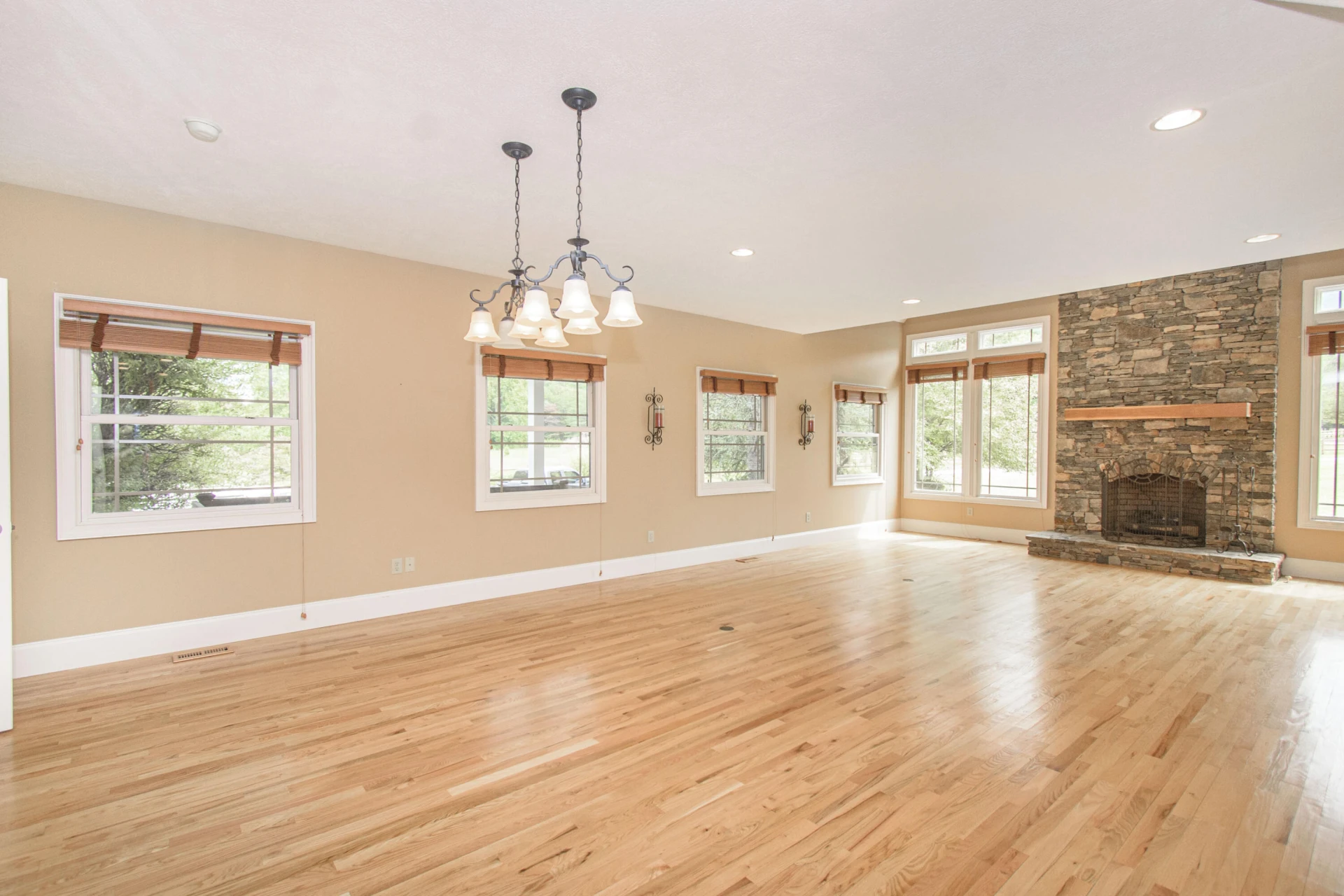 7083 Foxfire RD - Photo 7