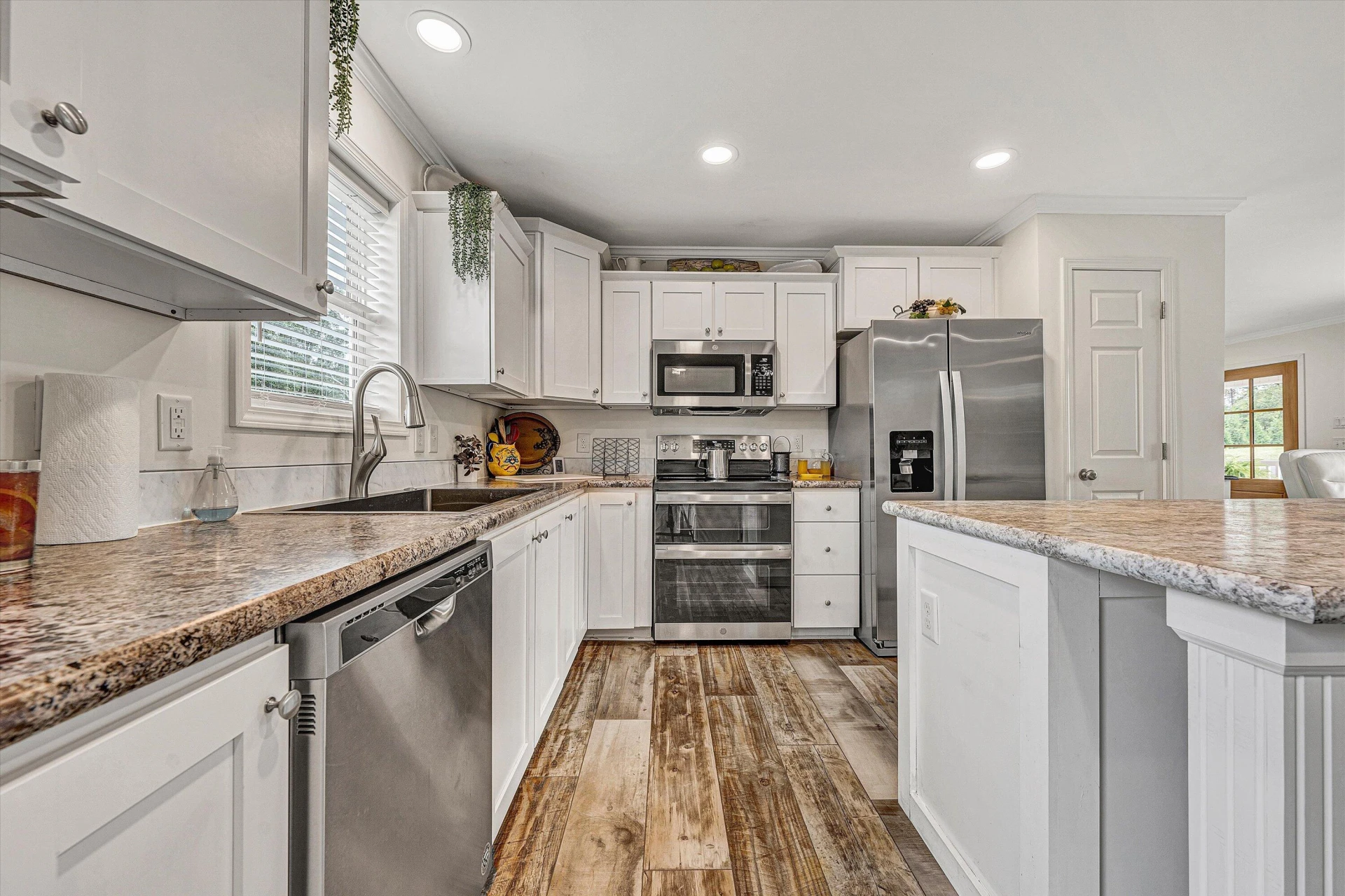 5093 Jordantown RD - Photo 18