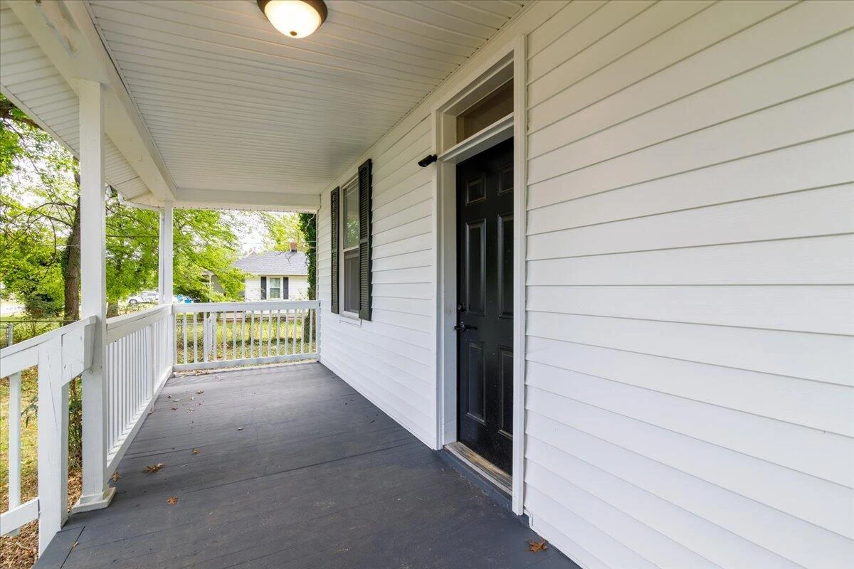 4044 Kentucky AVE NW - Photo 4