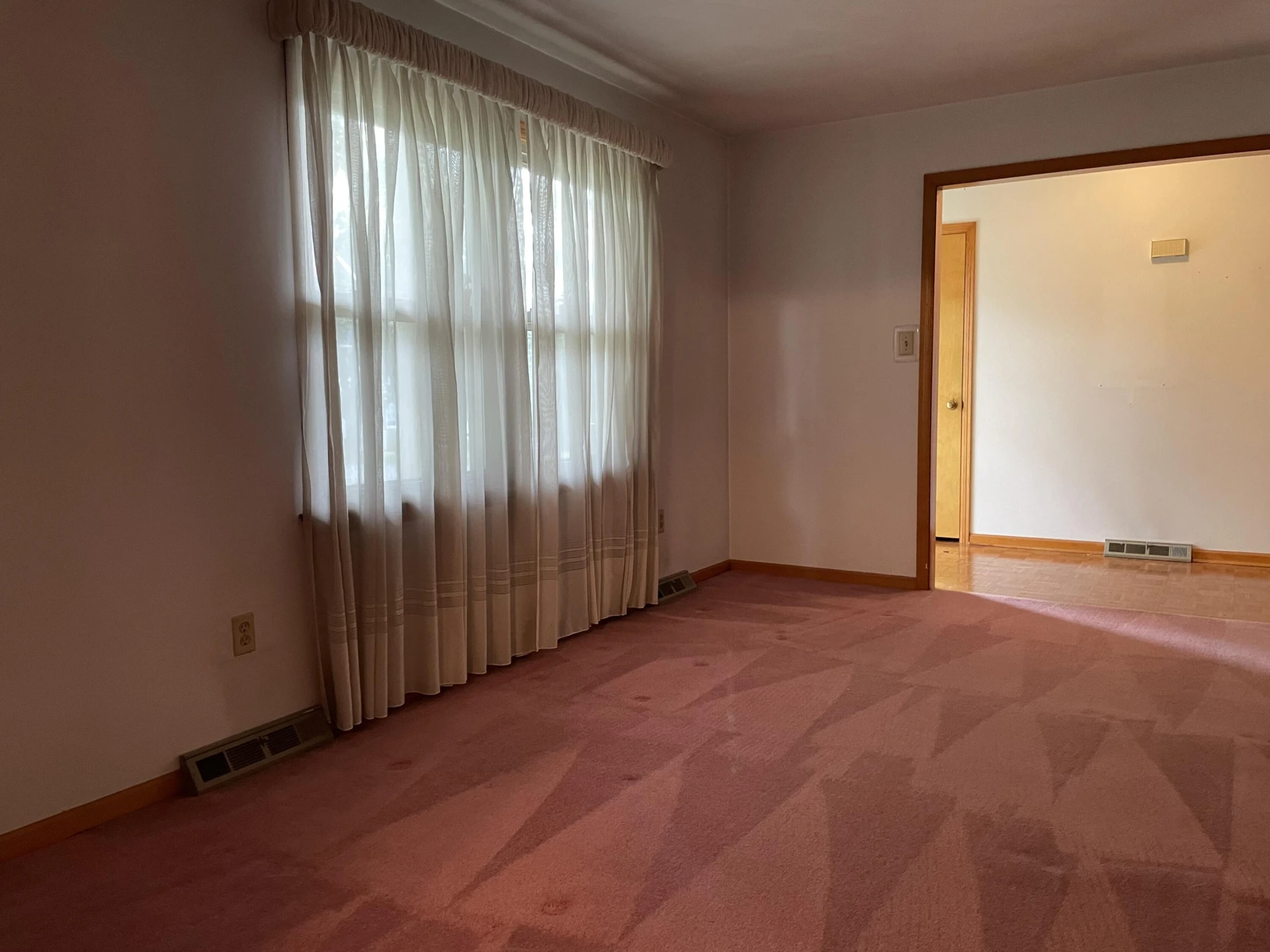 2206 Coachman DR - Photo 16