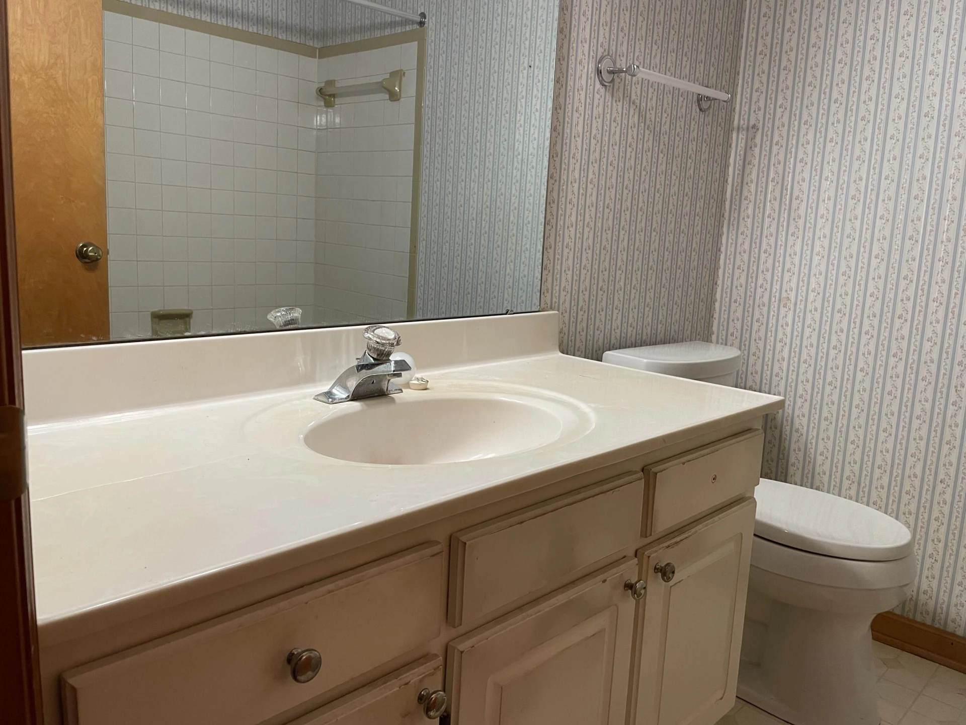 2206 Coachman DR - Photo 19