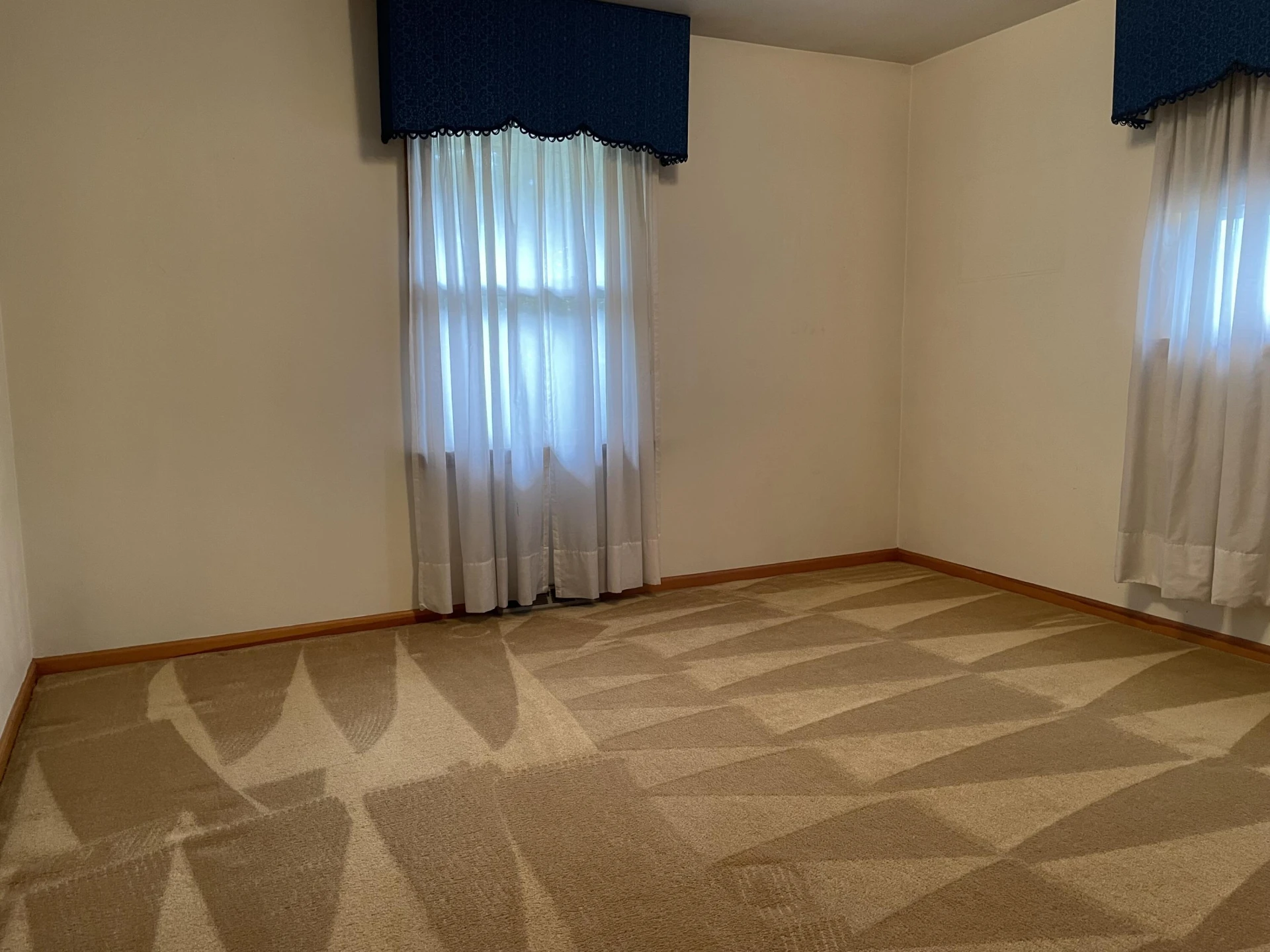 2206 Coachman DR - Photo 29