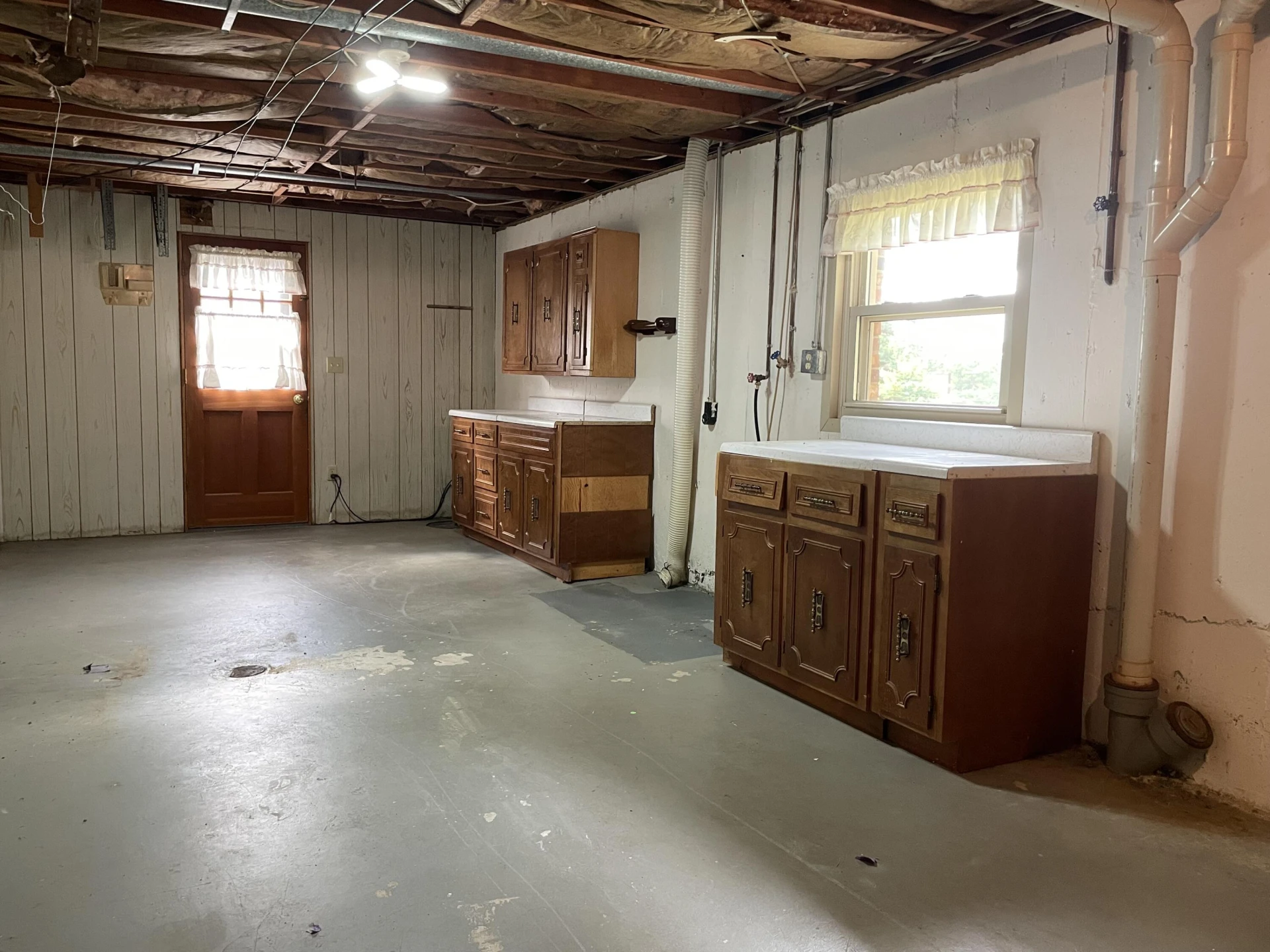 2206 Coachman DR - Photo 44