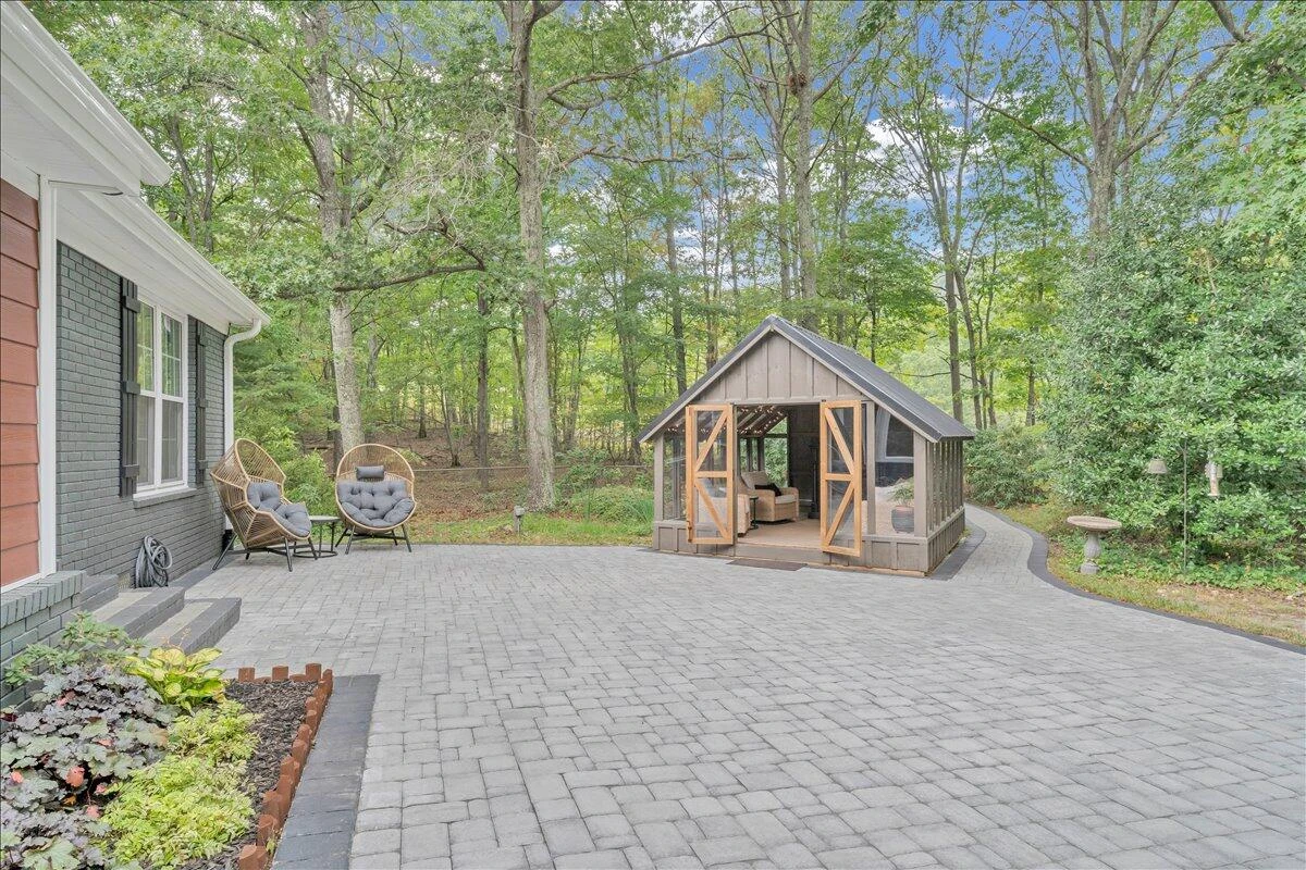 1109 4th ST - Photo 80