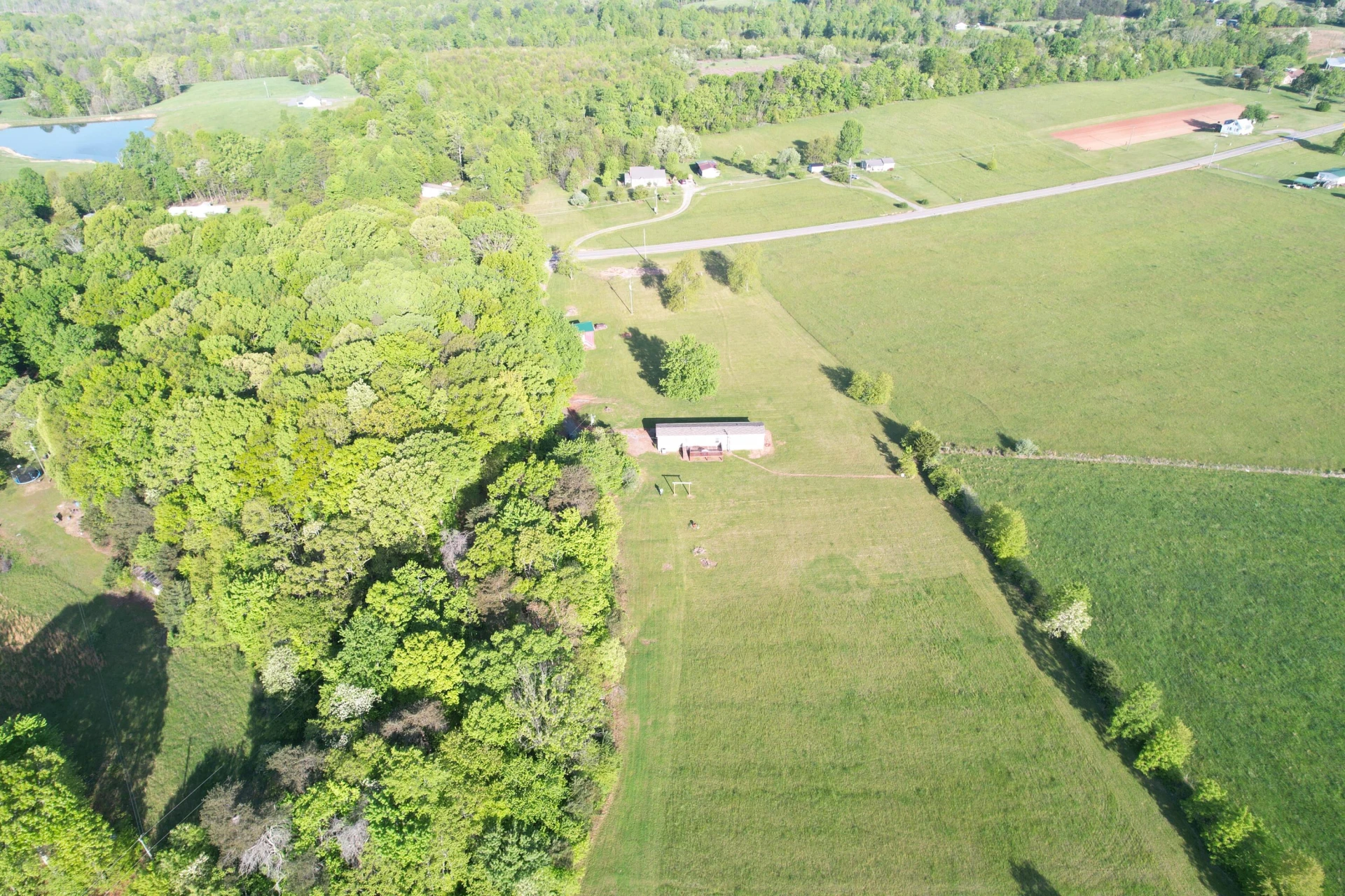 2392 Mountain Valley RD - Photo 3