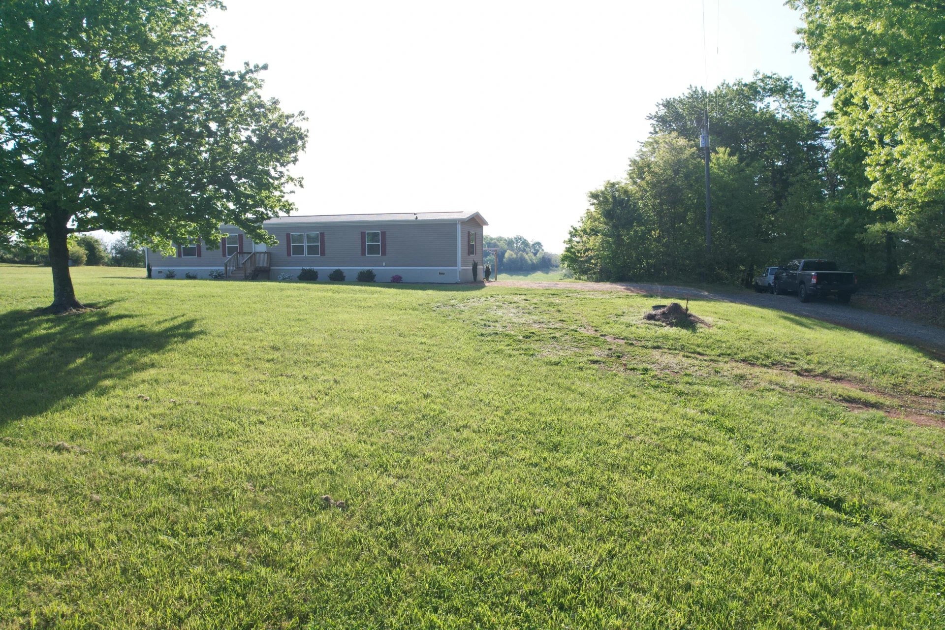 2392 Mountain Valley RD - Photo 22