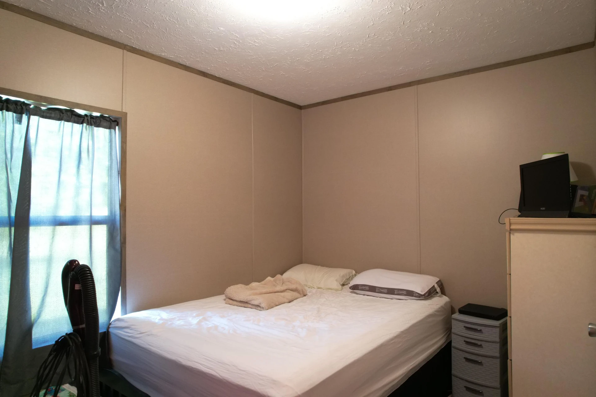 2392 Mountain Valley RD - Photo 26