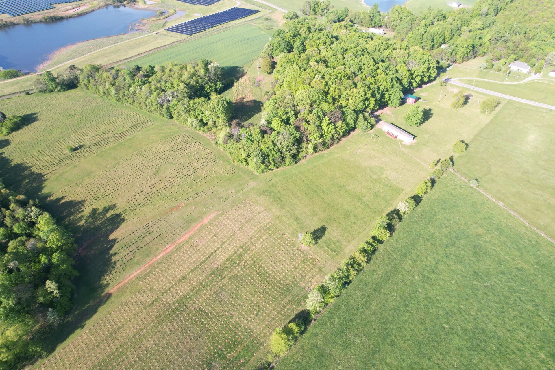 2392 Mountain Valley RD - Photo 46