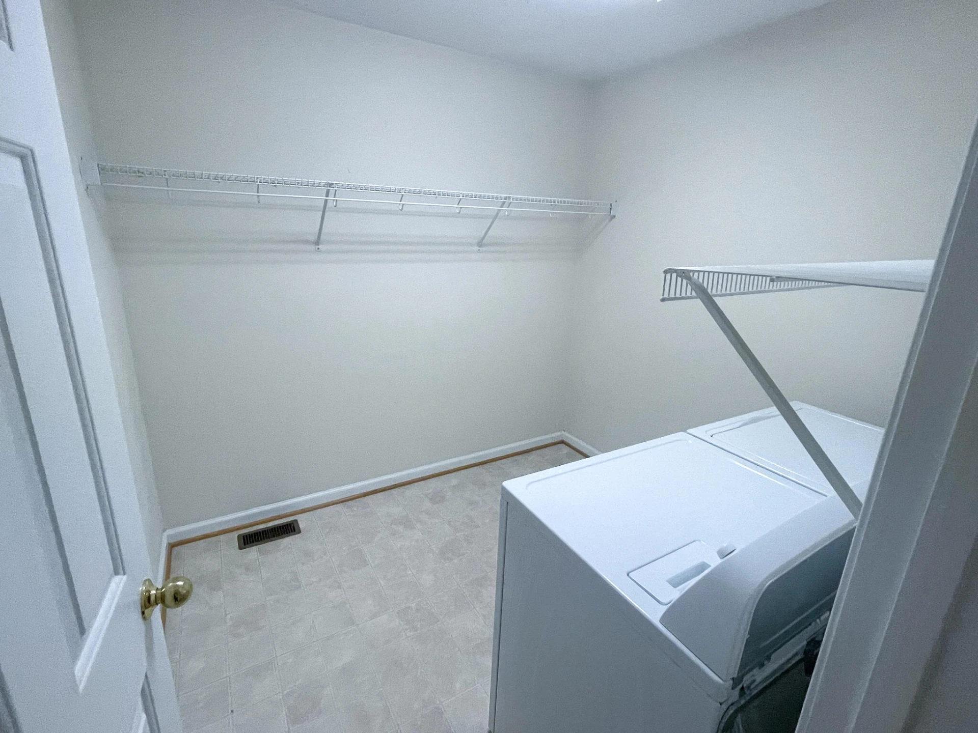 4510 Grandin RD SW #& 4512 - Photo 8