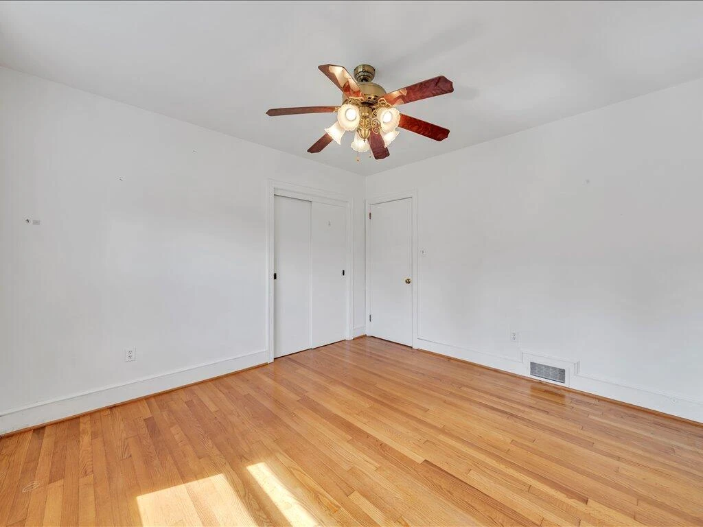595 Robinhood RD - Photo 20