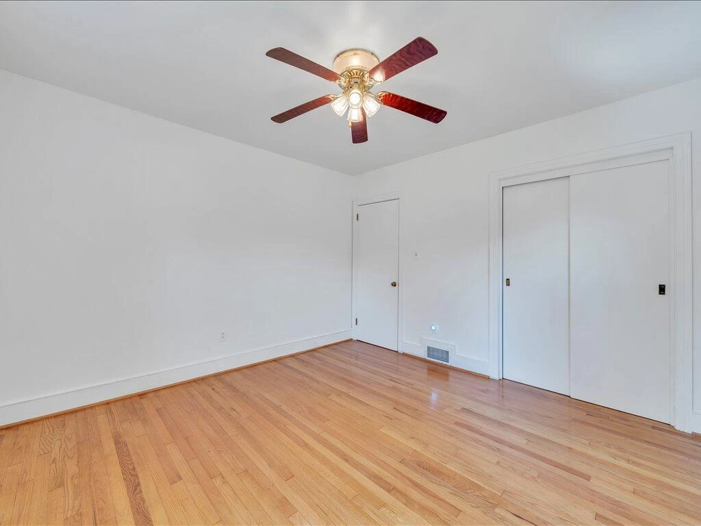 595 Robinhood RD - Photo 22