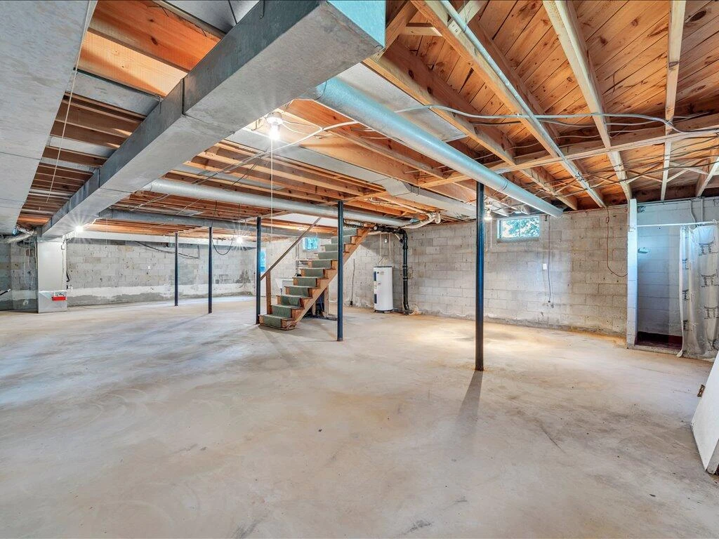 595 Robinhood RD - Photo 40