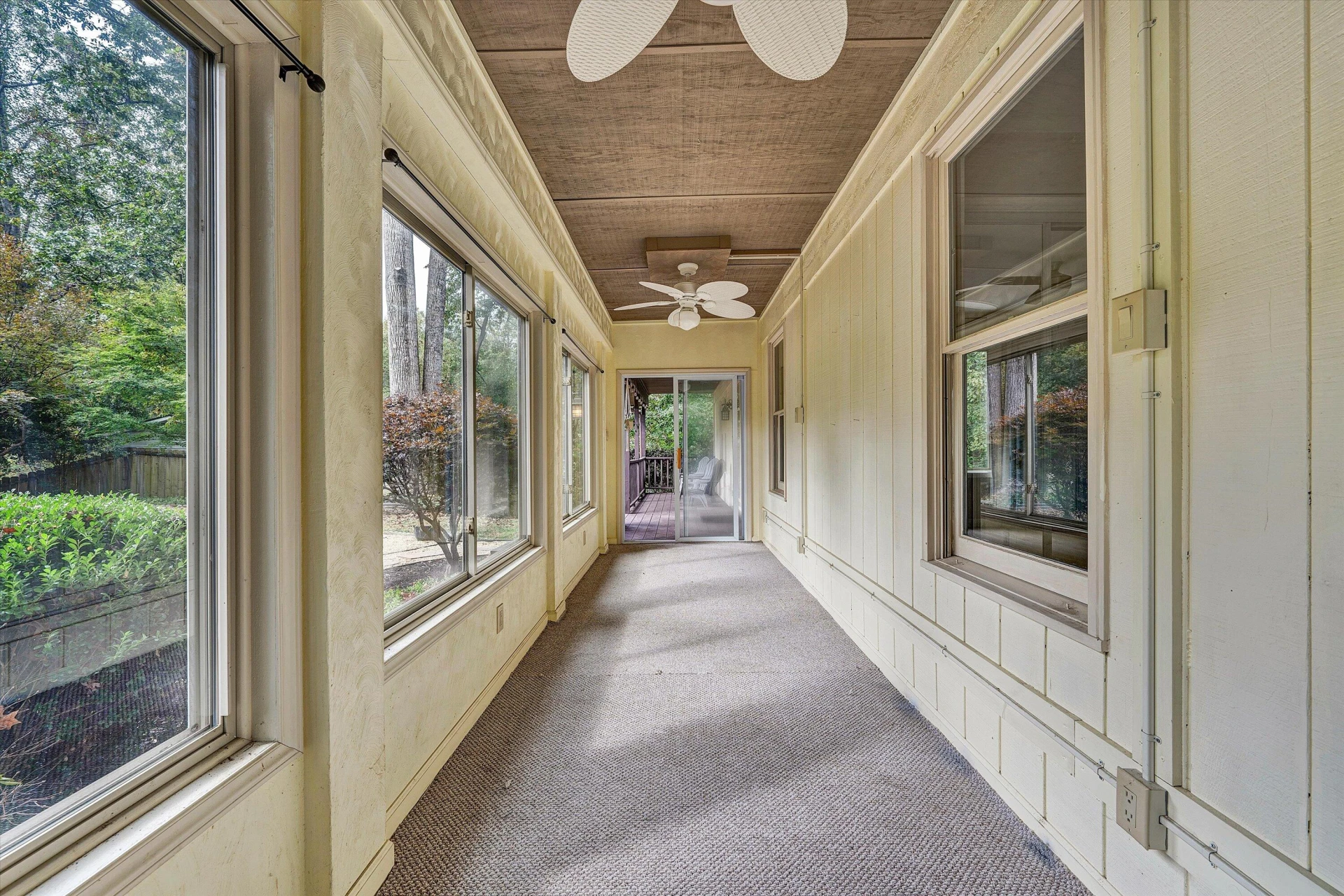 105 Prince CT - Photo 17