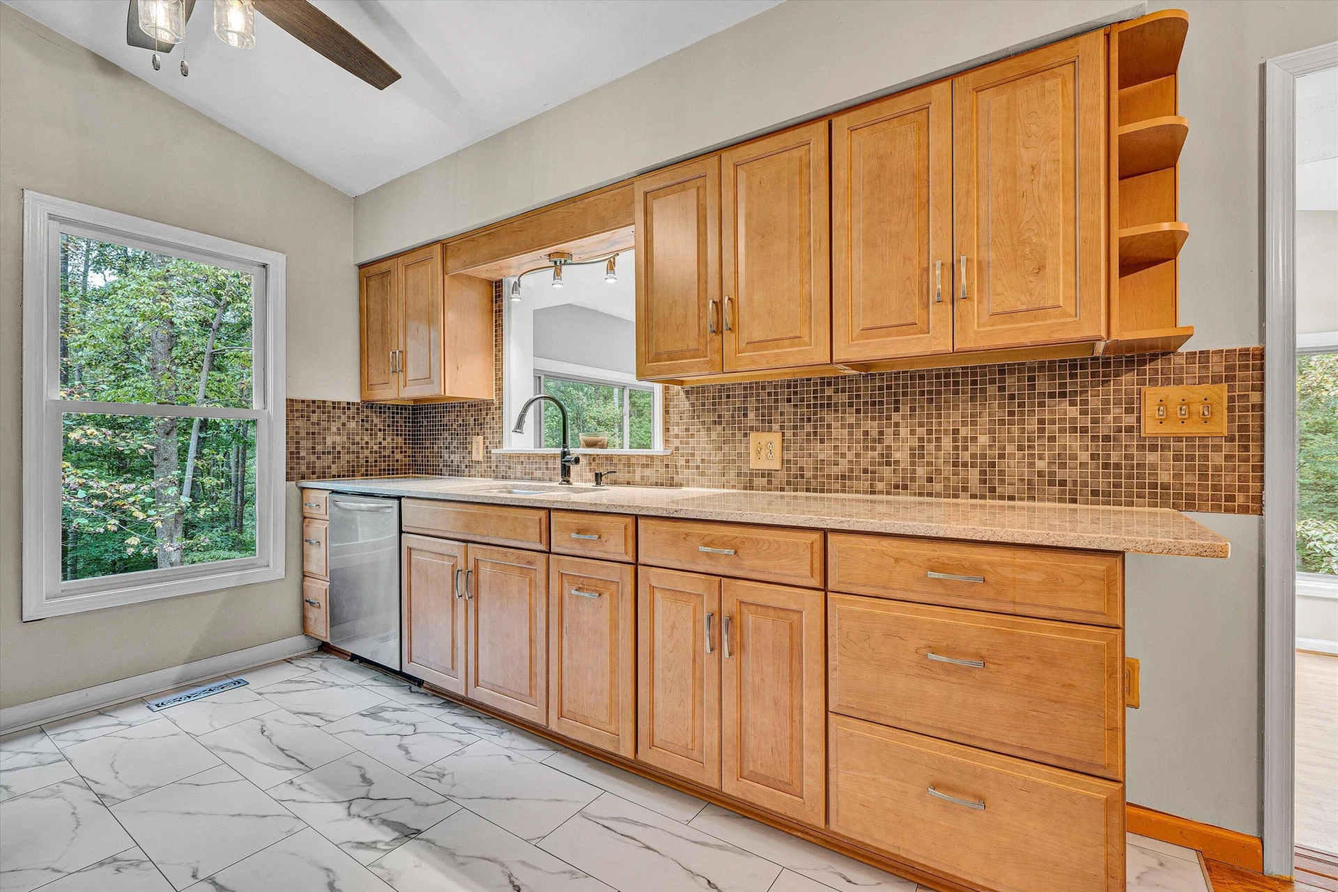 105 Prince CT - Photo 23