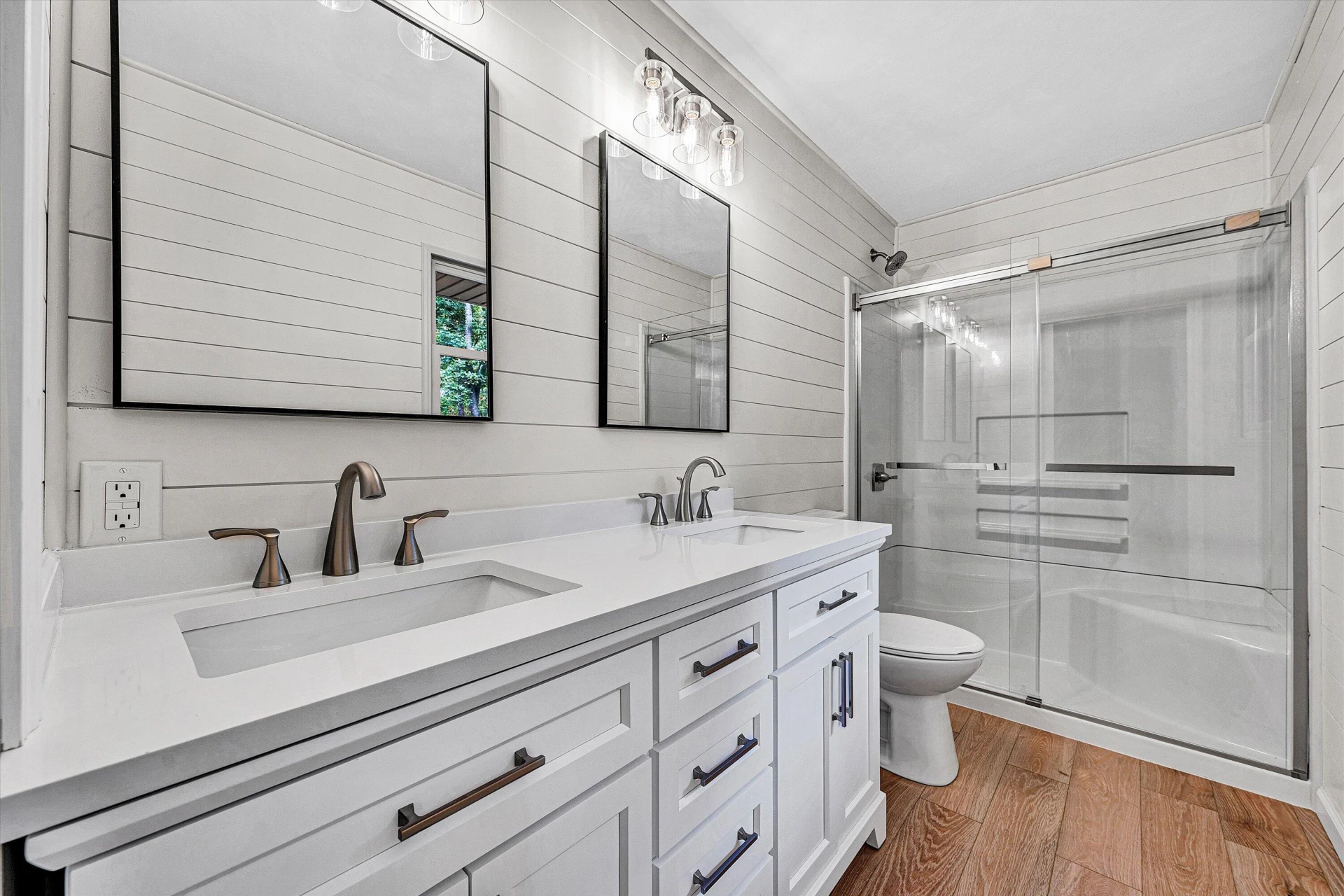 105 Prince CT - Photo 4