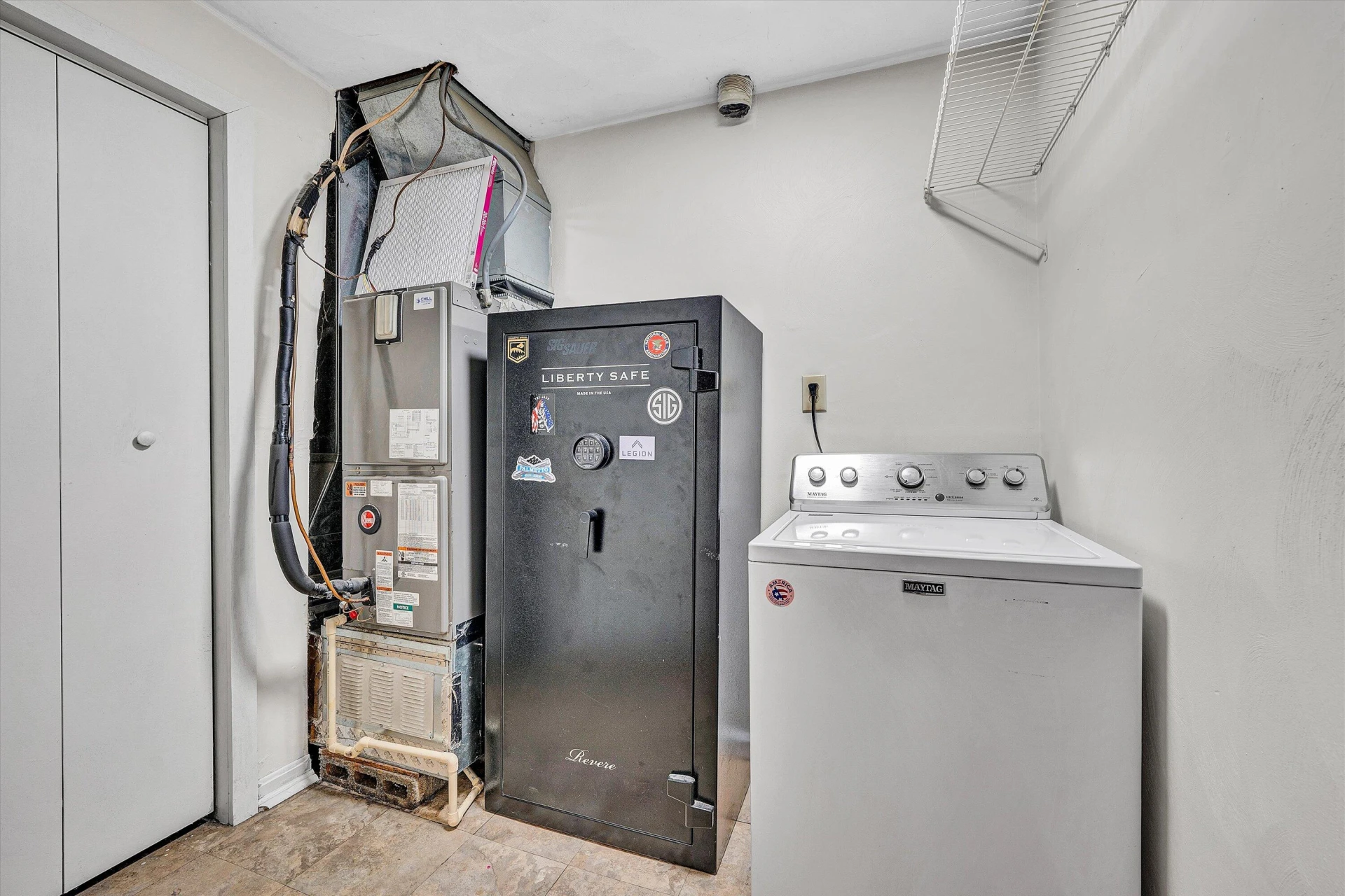 105 Prince CT - Photo 40