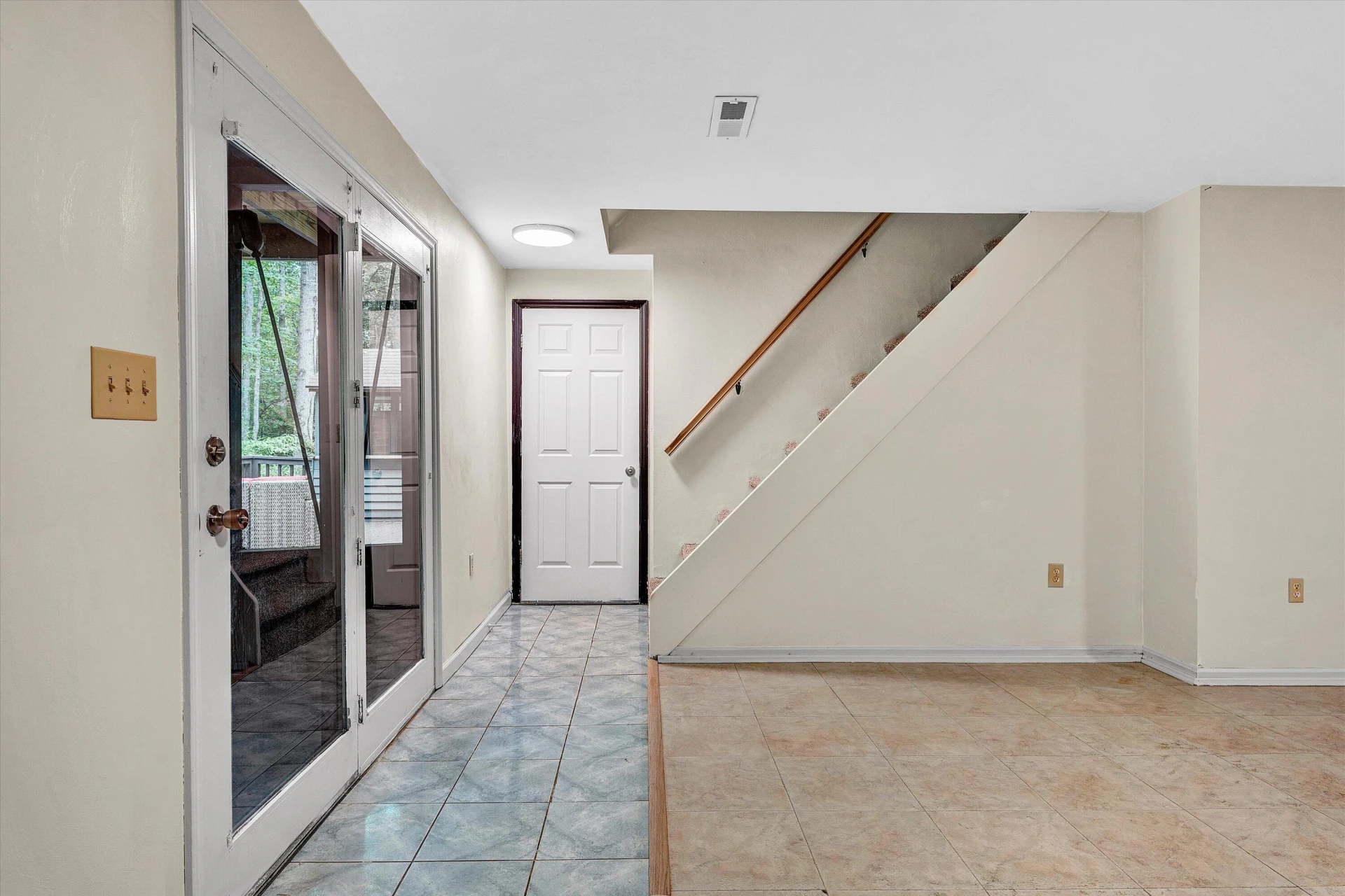 105 Prince CT - Photo 41