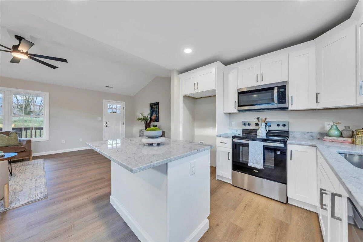2315 Vale AVE - Photo 11