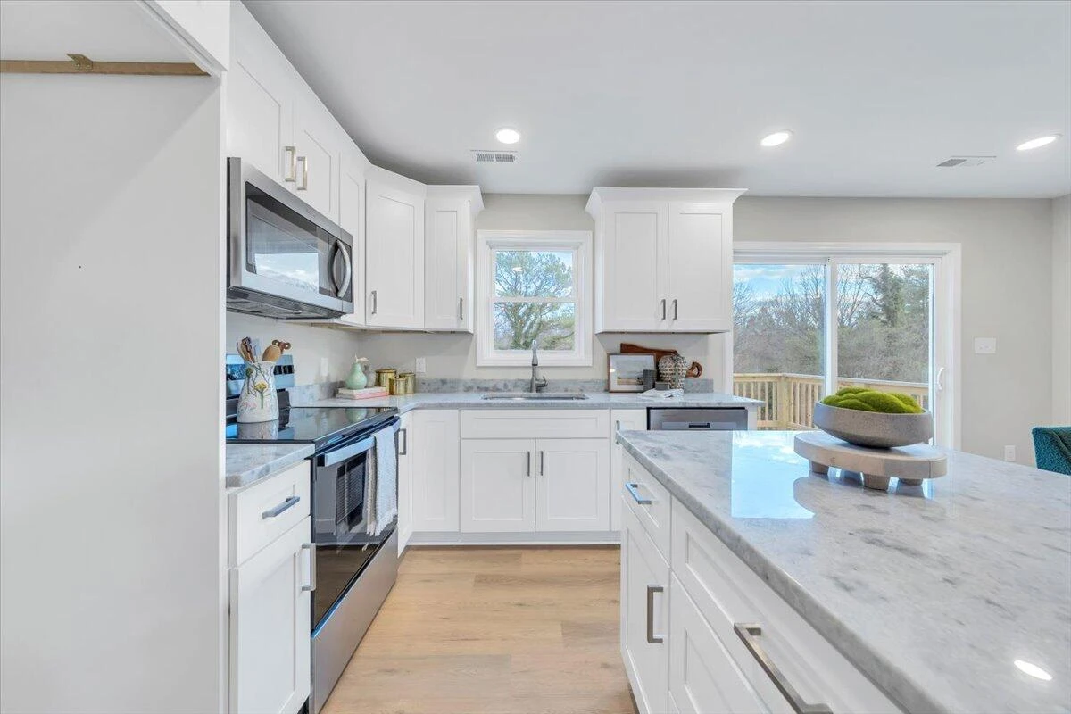 2315 Vale AVE - Photo 12