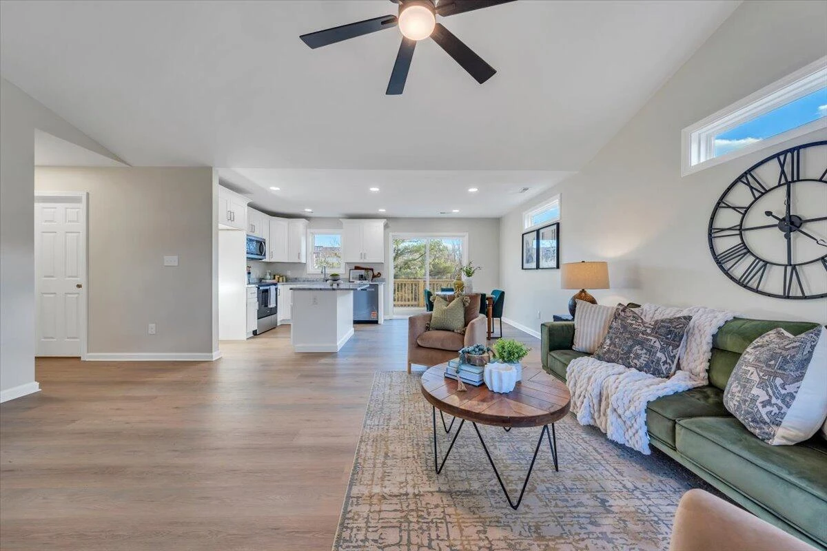 2315 Vale AVE - Photo 5