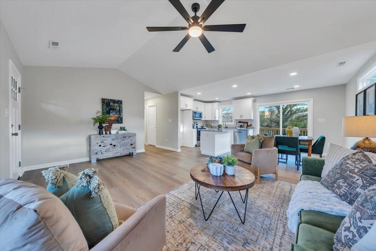 2315 Vale AVE - Photo 6