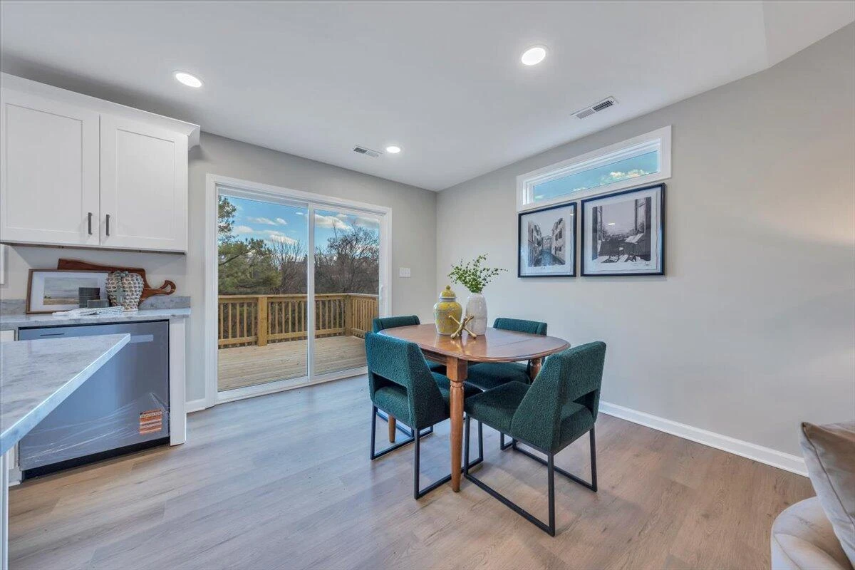2315 Vale AVE - Photo 7