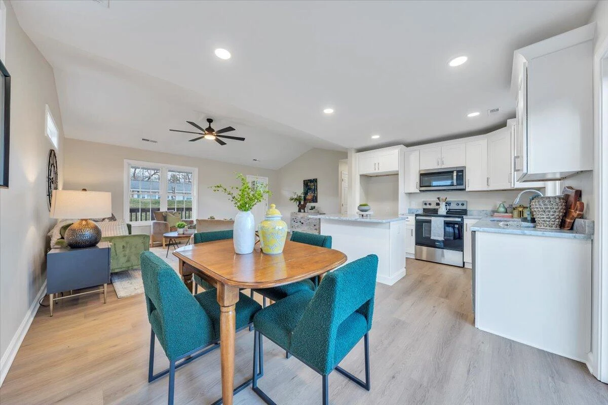 2315 Vale AVE - Photo 9