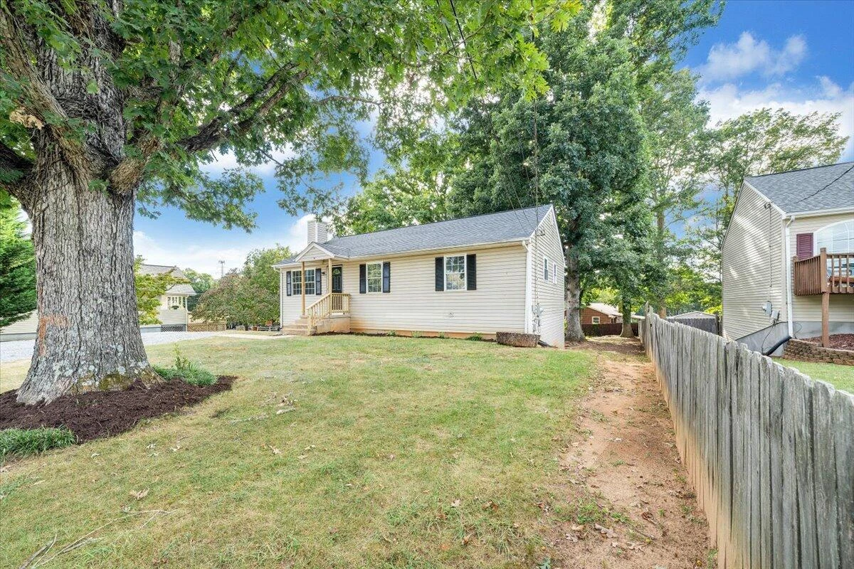3523 Bandy RD - Photo 4