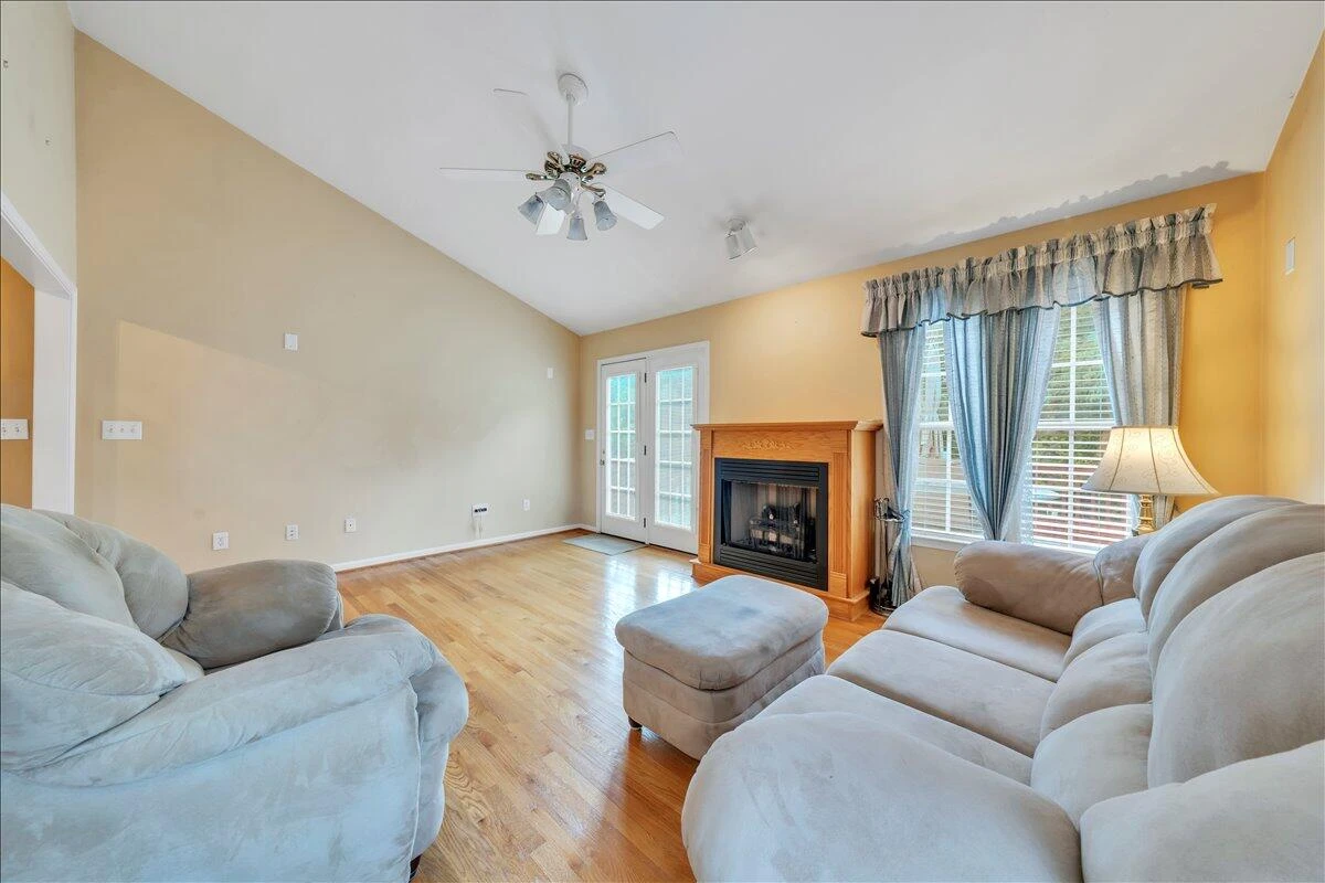 201 Eagle Ridge - Photo 4